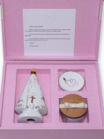 Classic kit personalizado I em caixa de MDF com vela, joia do dia com ouro e imagem de nossa senhora aparecida com ouro