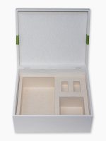 Kit Festejar V - Madrinha em caixa de MDF forrada com berço personalizado para 4 itens