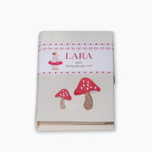 Moleskine personalizado com bordado e faixa