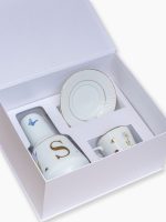 Caixa personalizada Celebrer IV - Moringa e Xícara de chá personalizada com inicial e filetes de ouro