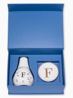 Caixa Personalizada Moringa e Joia do Dia personalizada com inicial em ouro