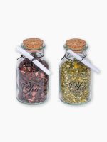 Potes de chá de hibisco e camomila