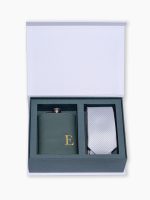 Caixa Personalizada Célébrer III – Solteiro co cantil personalizado e gravata