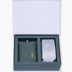 Caixa Personalizada Célébrer III – Solteiro co cantil personalizado e gravata