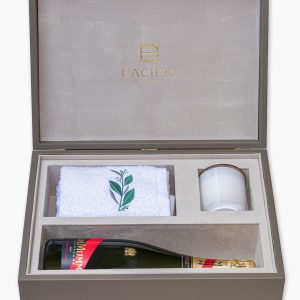 Caixa Prime Welcome - completa com toalhas, vela e Champagne