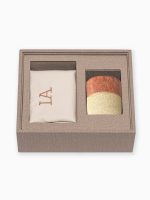 Kit Festejar Signature I – Madrinha Solteira com necessaire em couro e copo de cerâmica para café
