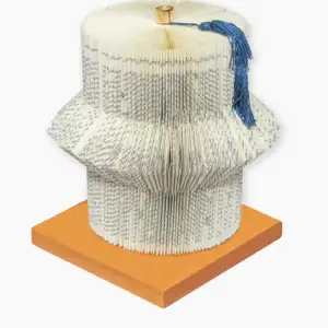 Escultura de livro 360 graus com base de madeira